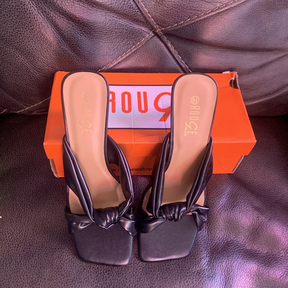New black sandal Heels